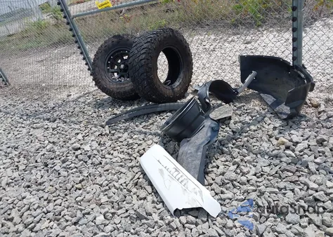 2011 Jeep Wrangler Unlimited Sahara z USA, uszkodzony, nr VIN 1J4BA5H17BL593609